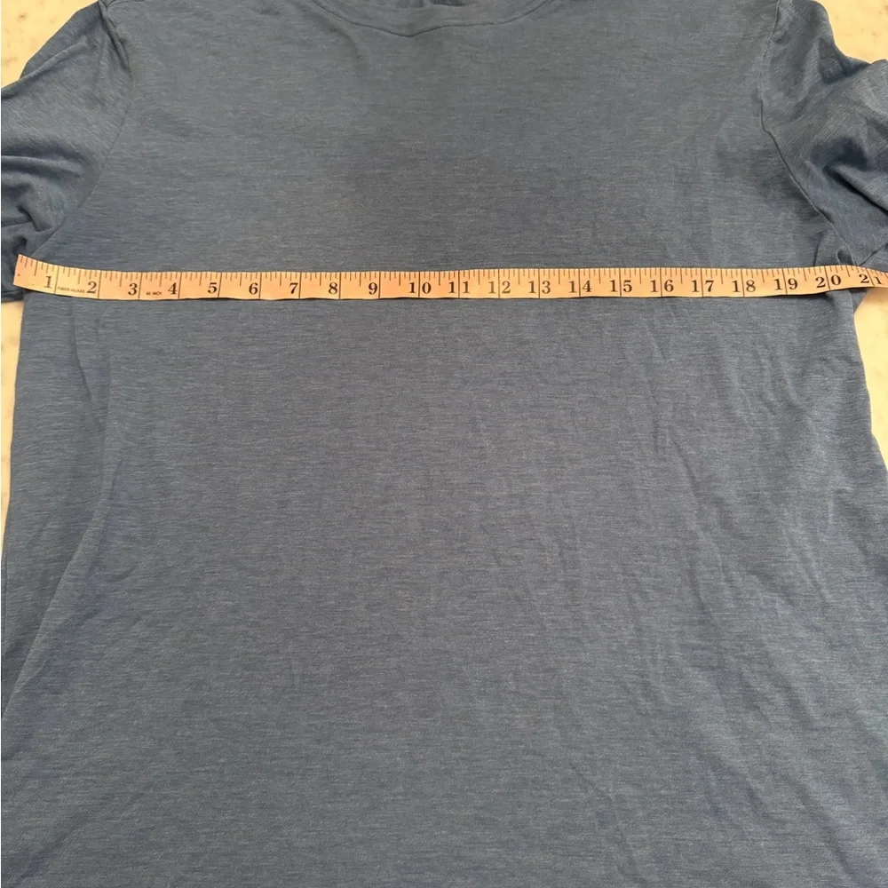 Pair of 2 lululemon men’s long sleeve tshirts - Picture 5 of 13